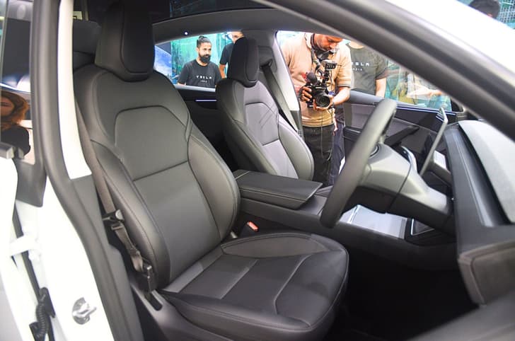 Tesla Model Y Both front seats are heated, ventilated and powered. Tesla Model Y Both front seats are heated, ventilated and powered.